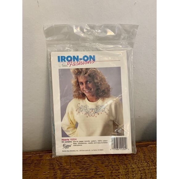 Iron-On to Stitch SET 2 Hearts 10214 Grey Lace 10206 Flora 10203 CrossStitch KIT - Picture 6 of 12